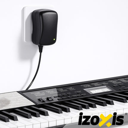 Izoxis Universele Adapter - 30W - 3-12V Regelbaar - 6 Opzetstukken - USB