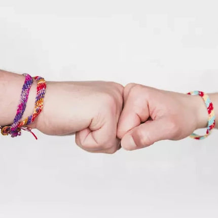 Kruzzel Armbanden Maakset - 9 Kleuren Borduurzijde - Inclusief Vlecht discs