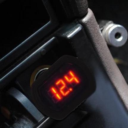 Bigstren Voltmeter 12V / 24V - Digitale Spanningsmeter voor Sigarettenaansteker